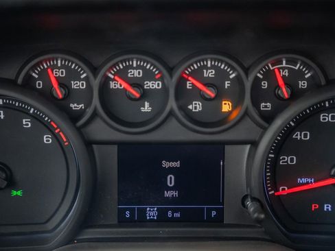 New 2026 Chevrolet Silverado 1500 W/T AWD/4WD image 39