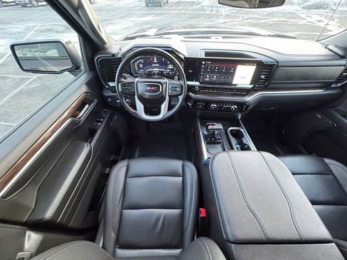 Used 2024 GMC Sierra 1500 Elevation w/ Elevation Premium Package image 23