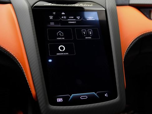 Used 2025 Lamborghini Revuelto AWD/4WD image 38