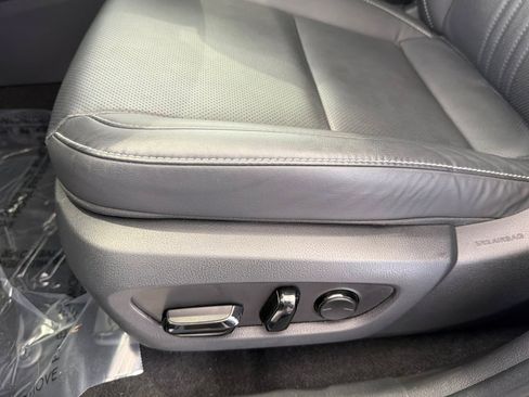 Used 2024 Lexus NX 250 FWD image 14