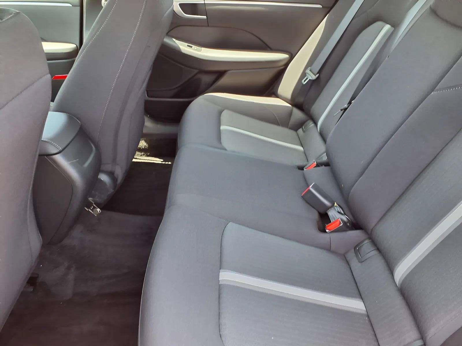 Certified 2026 Hyundai Sonata SE FWD image 9