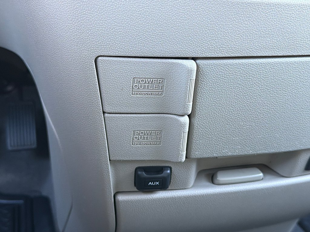 Used 2011 Honda Odyssey Touring image 24