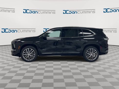 Used 2026 Buick Enclave Avenir w/ Super Cruise Package AWD/4WD image 5