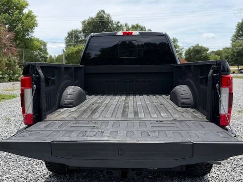 Used 2018 Ford F250 Platinum w/ Platinum Ultimate Package AWD/4WD image 7