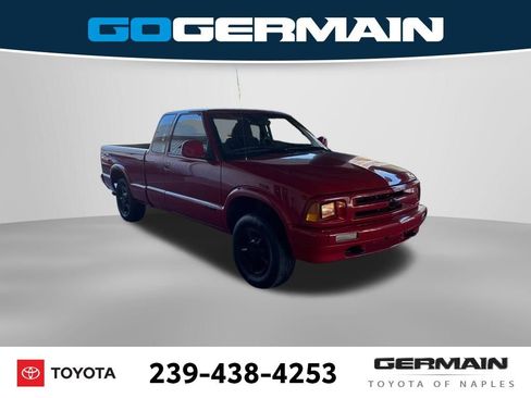 Used 1995 Chevrolet S10 Pickup LS image 10