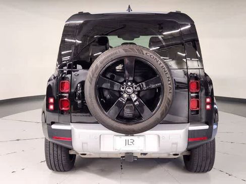 Used 2024 Land Rover Defender 110 S AWD/4WD image 10