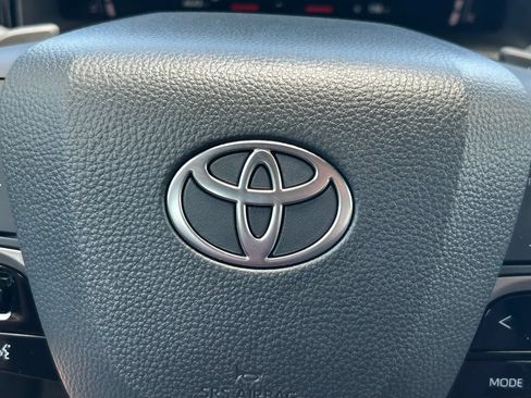 Used 2026 Toyota Camry Hybrid w/ Multimedia Upgrade Package AWD/4WD image 36
