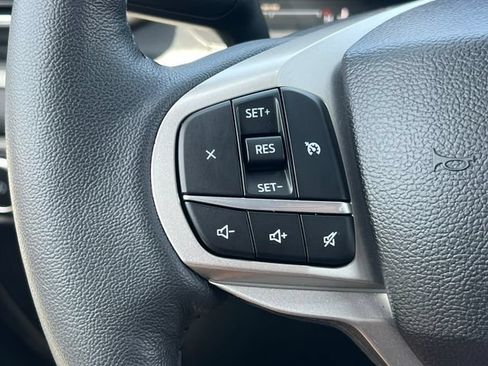 Certified 2023 Ford Explorer XLT w/ Equipment Group 202A AWD/4WD image 22