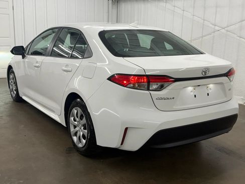 Used 2023 Toyota Corolla LE FWD image 8