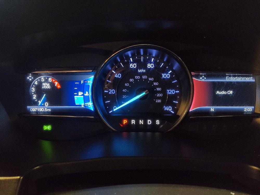 Used 2019 Ford Explorer XLT w/ Equipment Group 202A FWD image 23