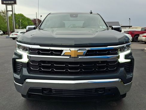 Used 2025 Chevrolet Silverado 1500 LT AWD/4WD image 2