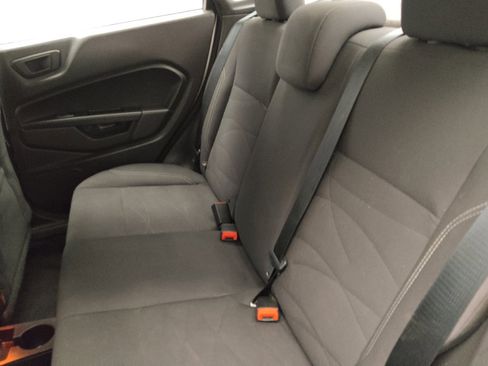 Used 2018 Ford Fiesta SE image 18