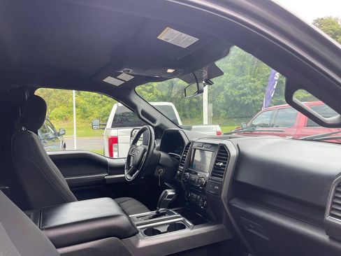 Used 2017 Ford F150 XLT w/ Equipment Group 302A Luxury AWD/4WD image 30
