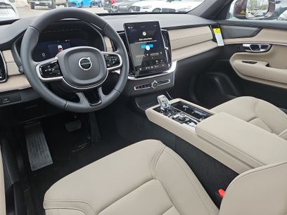New 2026 Volvo XC90 B6 Plus w/ Protection Package Premier