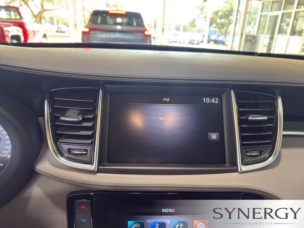 Certified 2023 INFINITI QX50 Luxe FWD image 11