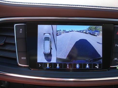 Used 2021 Buick Enclave Avenir w/ Avenir Technology Package image 6