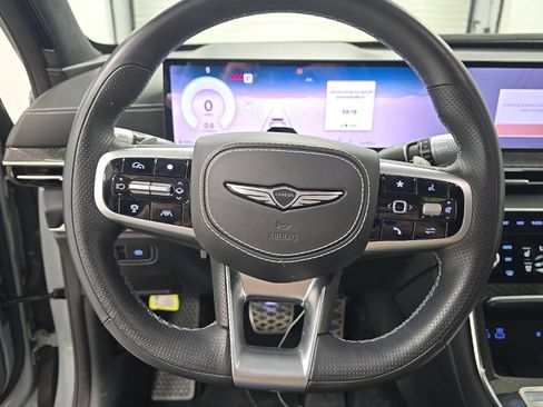 Used 2025 Genesis GV80 3.5T e-SC AWD/4WD image 9