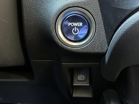Used 2019 Lexus ES 300h w/ Accessory Package FWD image 33