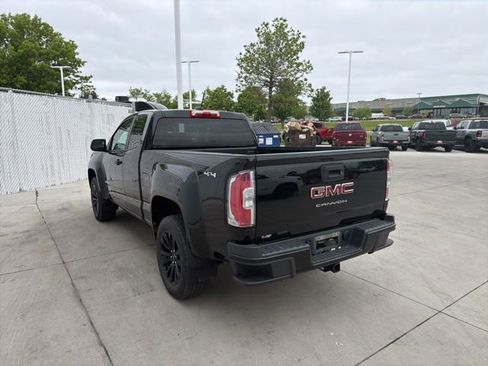 Used 2021 GMC Canyon Elevation Standard w/ Convenience Package AWD/4WD image 12