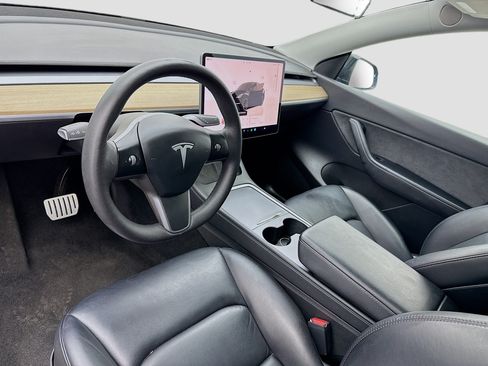 Used 2022 Tesla Model Y Performance AWD/4WD image 7