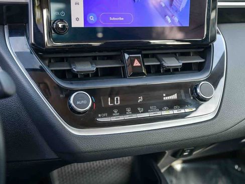 Used 2024 Toyota Corolla LE image 21