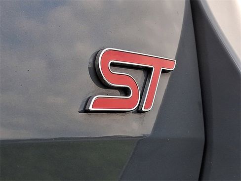 Certified 2025 Ford Explorer ST image 34