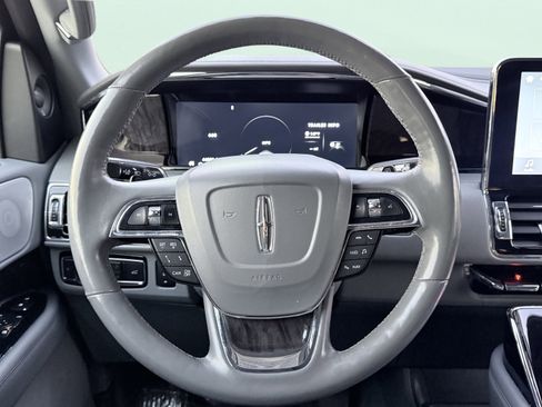 Used 2018 Lincoln Navigator Reserve w/ Technology Package image 69