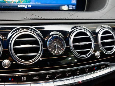 Used 2020 Mercedes-Benz Maybach S 560 4MATIC image 38