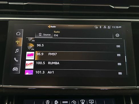 Used 2022 Audi RS Q8 AWD/4WD image 32