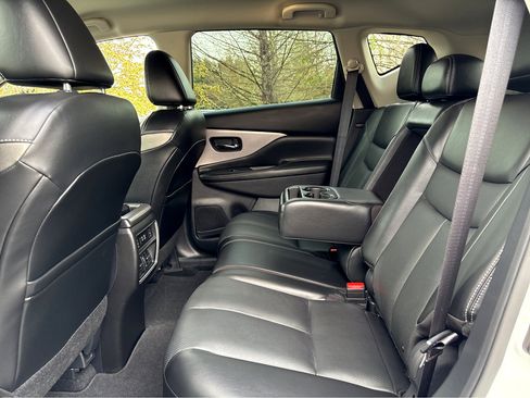 Used 2023 Nissan Murano SL w/ Cargo Package image 19