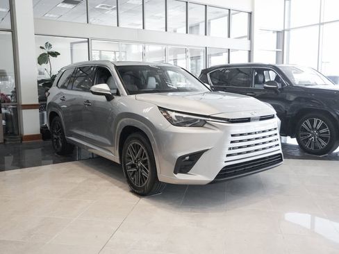 New 2026 Lexus TX 350 AWD image 3