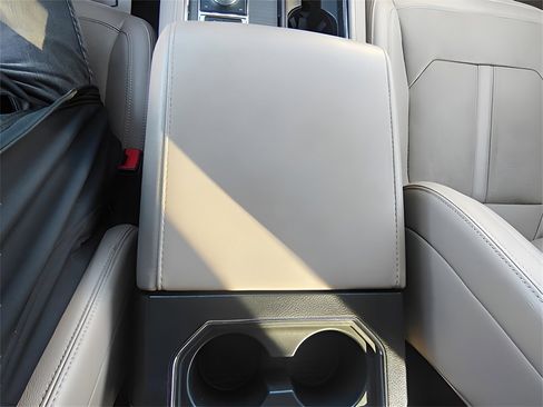 Used 2024 Ford Expedition Max Limited image 23