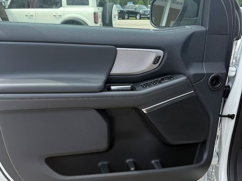New 2026 Ford Expedition Active RWD image 12