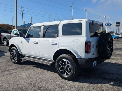 New 2025 Ford Bronco Outer Banks image 7