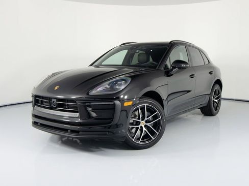 New 2026 Porsche Macan AWD/4WD image 1
