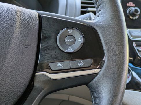 Certified 2024 Honda Odyssey Touring image 36