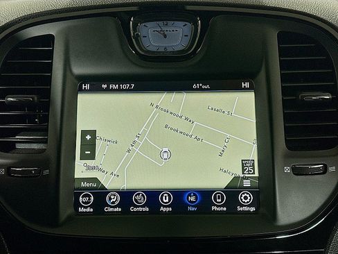 Used 2022 Chrysler 300 S image 16