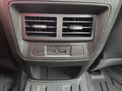 New 2026 GMC Canyon Denali AWD/4WD image 23