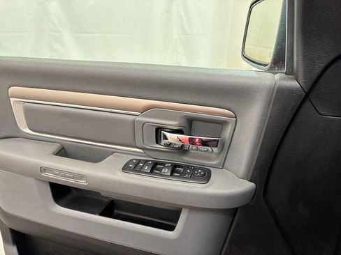 Used 2017 RAM 1500 Big Horn AWD/4WD image 23