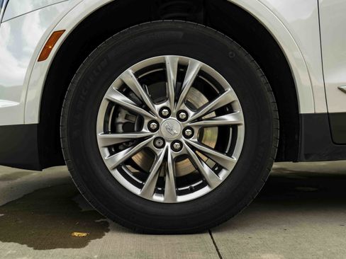 Used 2022 Cadillac XT5 Premium Luxury FWD image 14