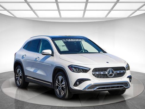 Certified 2025 Mercedes-Benz GLA 250 4MATIC image 5