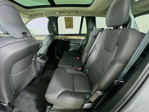Used 2026 Volvo XC90 B6 Plus w/ Protection Package Premier AWD/4WD image 37