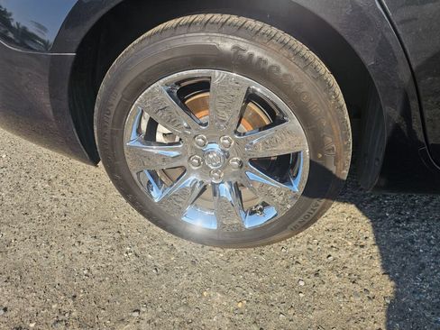 Used 2013 Buick LaCrosse Premium w/ Driver Confidence Package FWD image 12