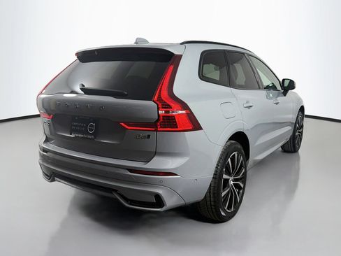 Certified 2024 Volvo XC60 B5 Plus w/ Climate Package AWD/4WD image 6