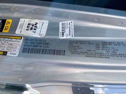 Used 2023 Jeep Gladiator Overland image 36