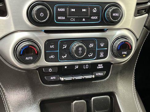 Certified 2020 GMC Yukon SLE w/ SLE Value Package AWD/4WD image 21