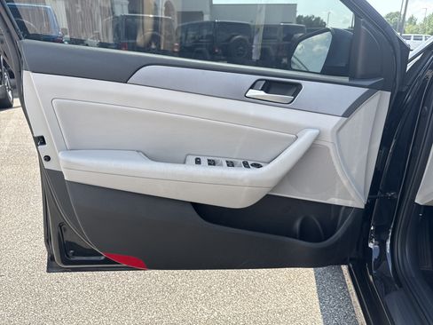 Used 2019 Hyundai Sonata SEL FWD image 10