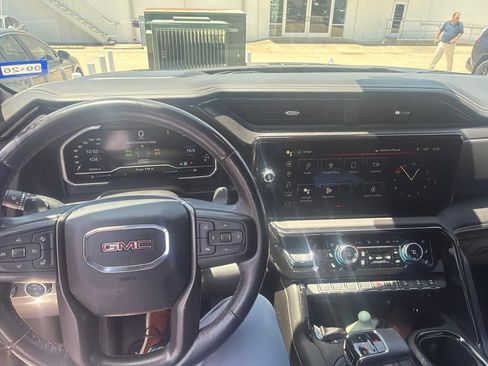 Used 2022 GMC Sierra 1500 AT4X AWD/4WD image 7