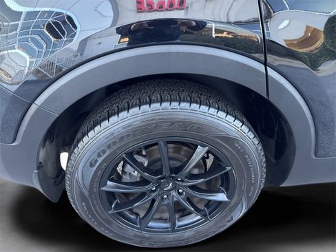 Used 2022 Kia Telluride LX image 25