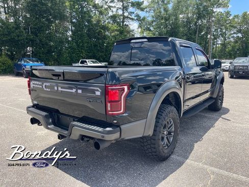 Used 2018 Ford F150 Raptor w/ Equipment Group 802A Luxury AWD/4WD image 15